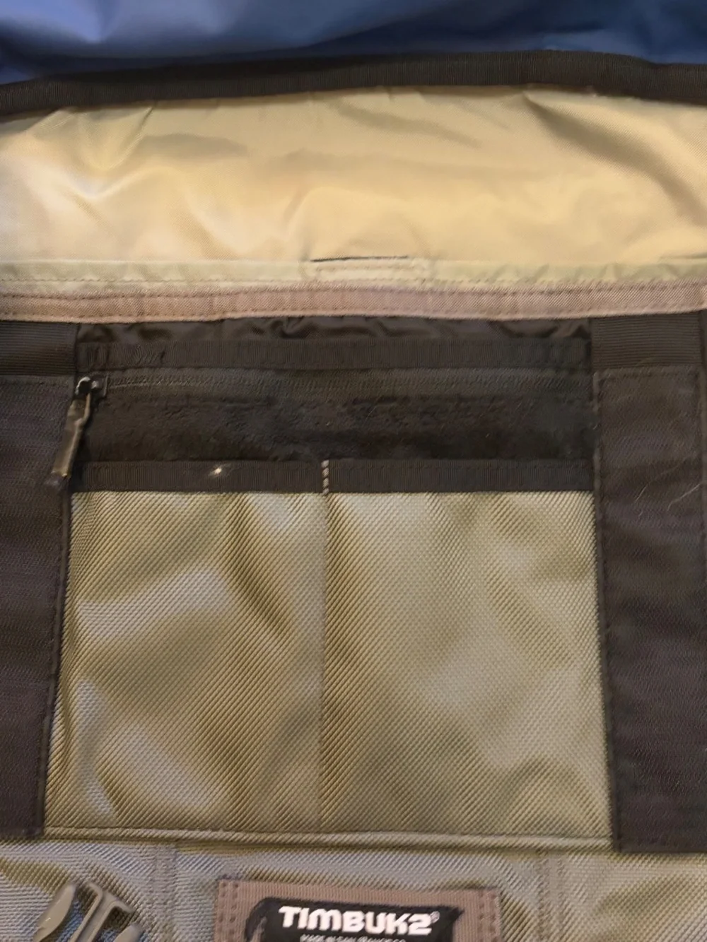 Timbuk2 commute our